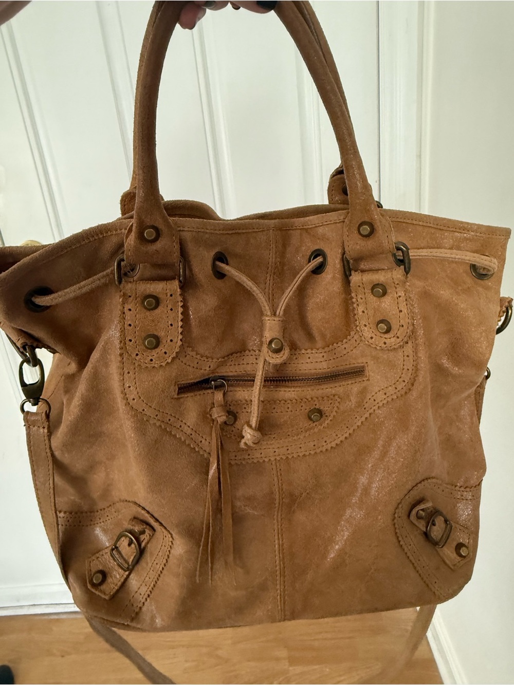 Balenciaga style Italian genuine lether/distresse. Large Tan Tote Bag